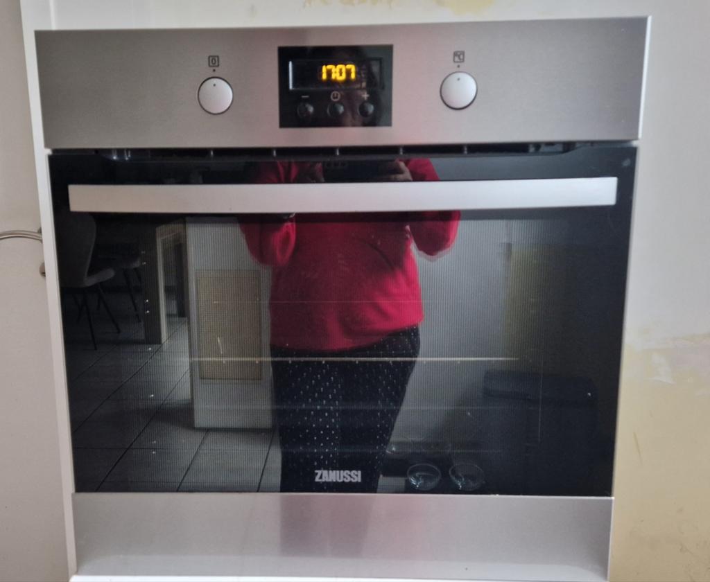 Zanussi zelfreinigende inbouwoven, Electroménager, Fours, Enlèvement, Zanussi