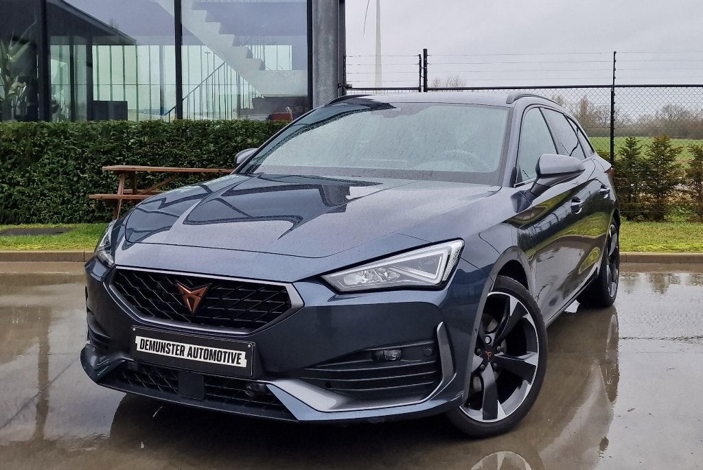 Cupra Leon ST Hybride/Carplay/HTD SEATS/Inductieladen/Camera, Autos, Argent ou Gris, Achat, Entreprise, Garantie prolongée