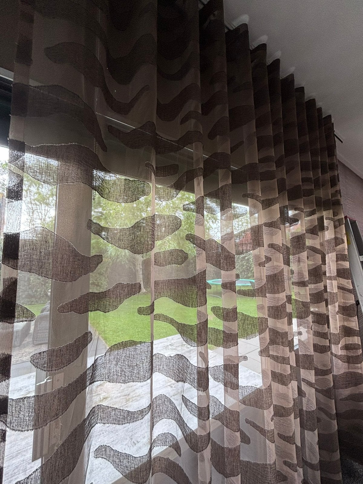 Artelux vitrage gordijn set (nieuw) 254x440, Ophalen of Verzenden, Nieuw, Bruin