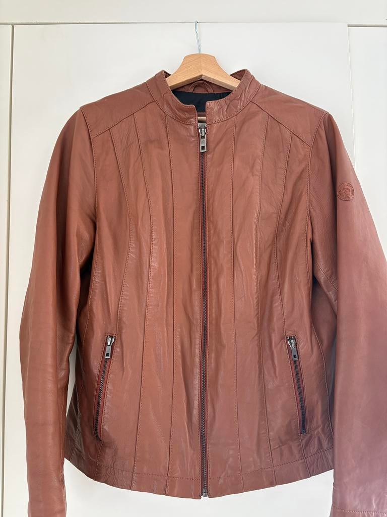 Cognac leren jas Bugatti, Kleding | Dames, Ophalen, Zo goed als nieuw, Maat 42/44 (L), Bruin