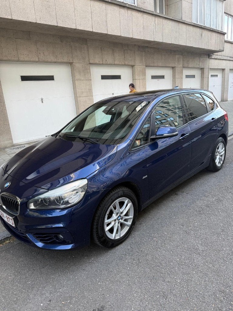 BMW Série 2 Active Tourer SportLine / Cuir / Full Options, Autos, BMW, Euro 6, Boîte manuelle, Noir, 5 places
