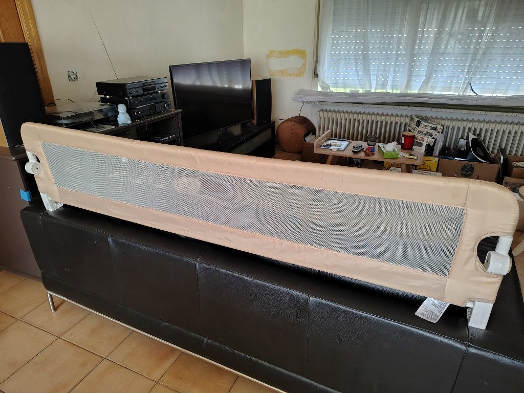 Kinderbed zijkant valbeveiliging, Gebruikt, Ophalen of Verzenden, Lattenbodem, Minder dan 70 cm