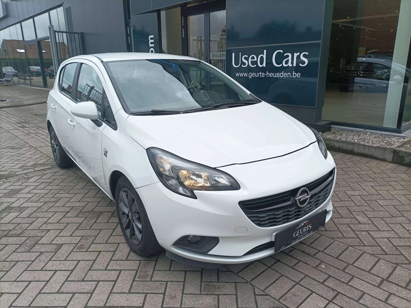 Opel Corsa Corsa 1.2i Black edition Android/Apple carplay/na, Auto's, Stof, Gebruikt, Euro 6, 4 cilinders