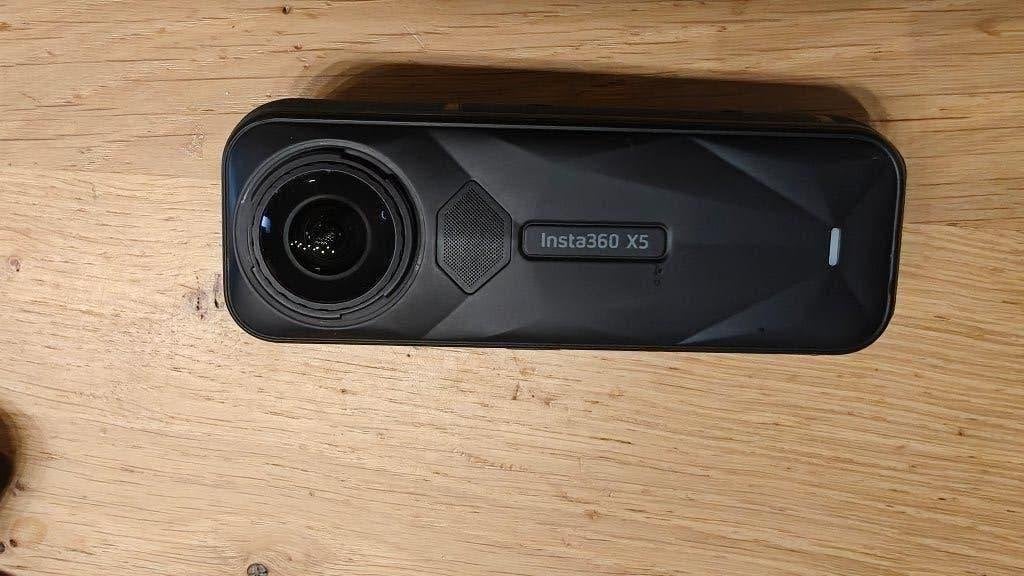 Insta360 X5 + essentiële assecoires in perfecte staat, Ophalen, Zo goed als nieuw, Overige merken