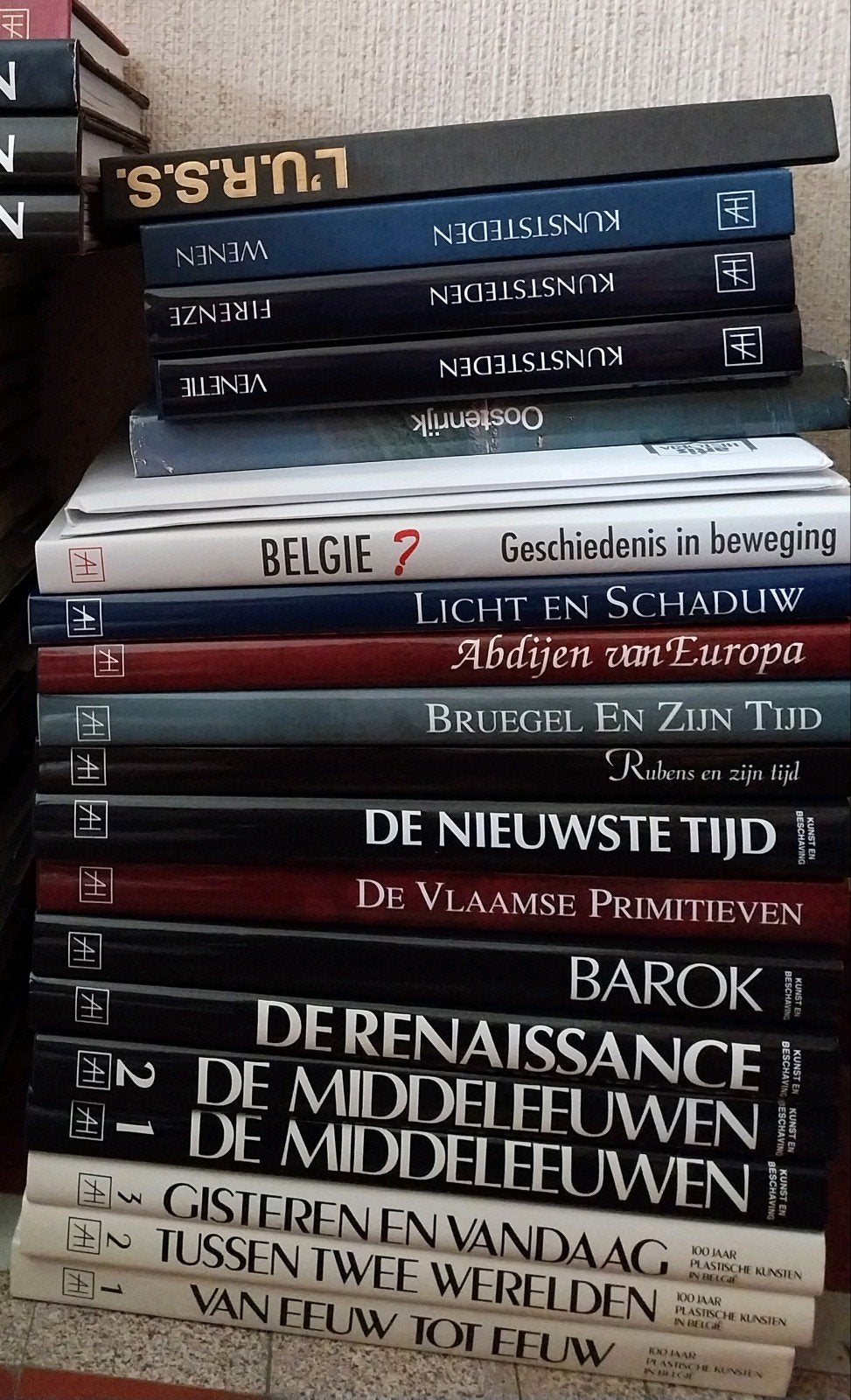 artis boeken., Enlèvement