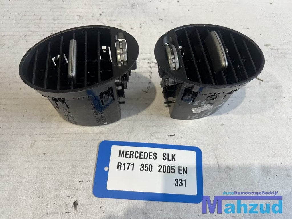 MERCEDES SLK R171 lucht rooster 2005-2011 A1718300254, Gebruikt, Mercedes-Benz AG, Mercedes-Benz, Mercedesstrasse 120
70372  Stuttgart, DE