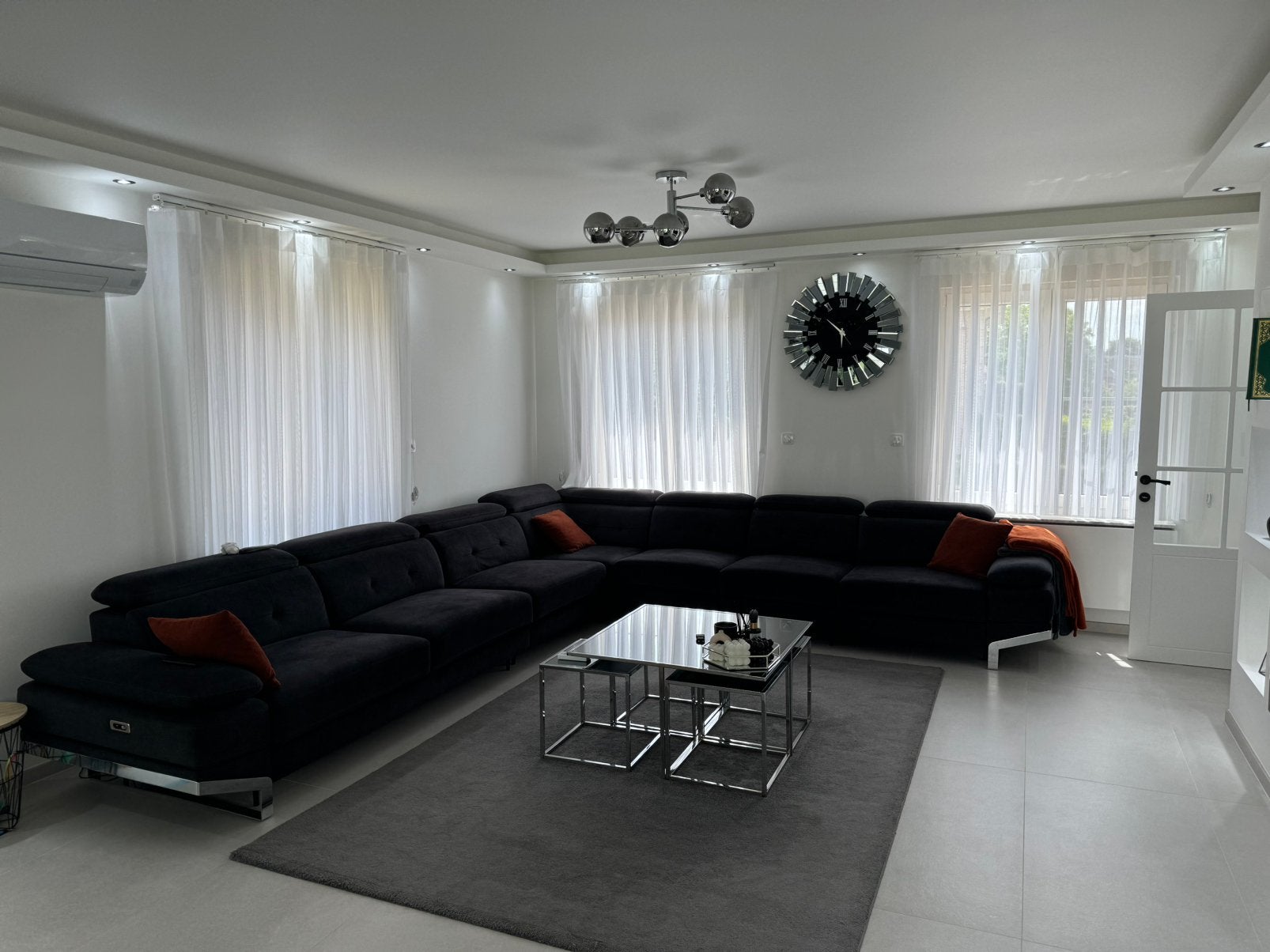 Bank/eetkamer/tapijt/tafel!!!, Ophalen of Verzenden, Zo goed als nieuw