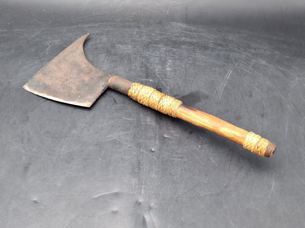 oude traditionele Igorot-of Bontoc bijl,Filipijnen, jaren 50, Ophalen of Verzenden
