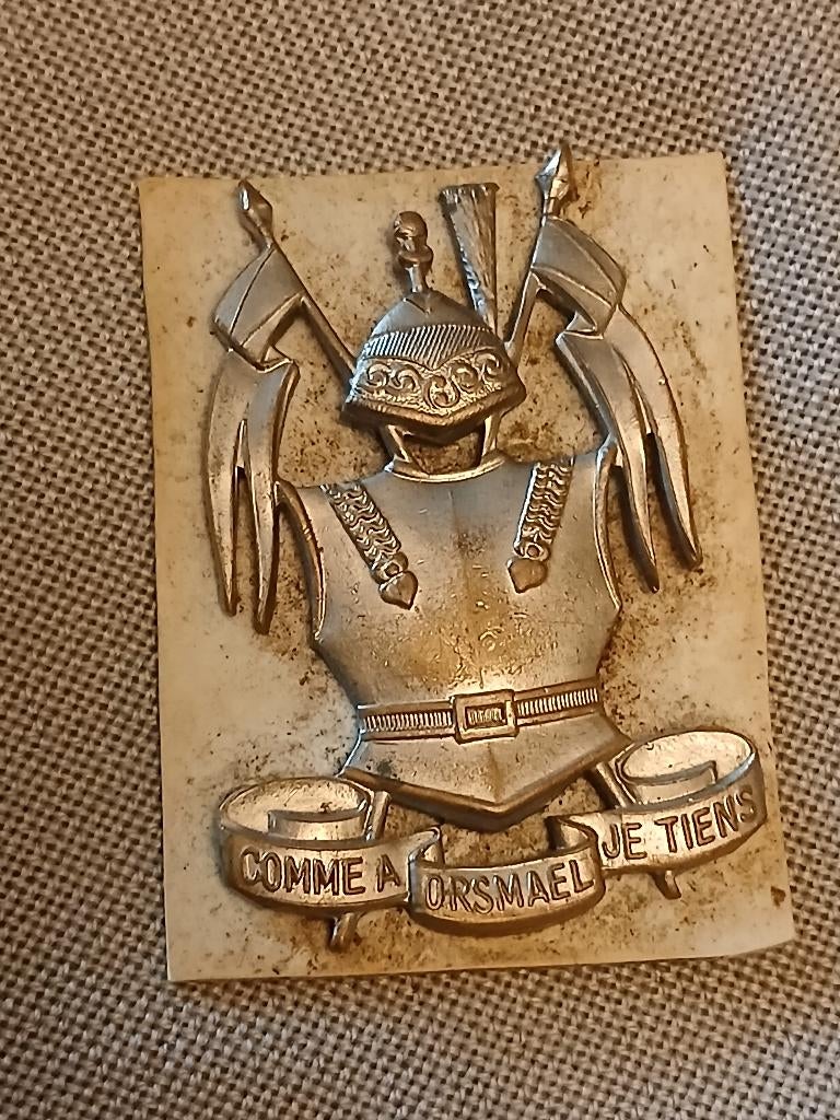 3L-badge op wit wapenschild, Verzamelen, Militaria | Algemeen, Verzenden, Landmacht, Embleem of Badge