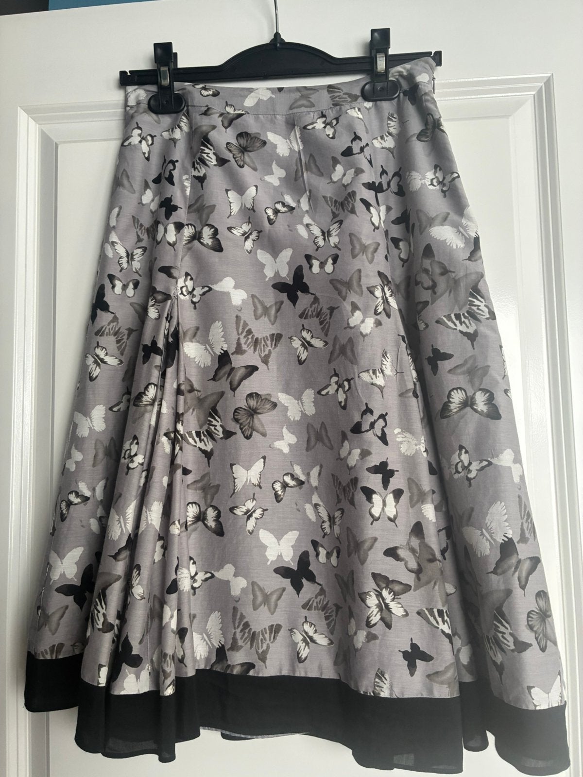 Jupe midi Laura Ashley, Vêtements | Femmes, Jupes, Taille 36 (S), Comme neuf, Sous le genou, Noir