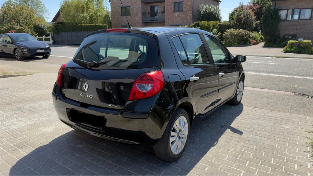 RENAULT CLIO 3 1.2 ESSENCE 2007 157.000KM, Stof, Zwart, Zwart, Bedrijf