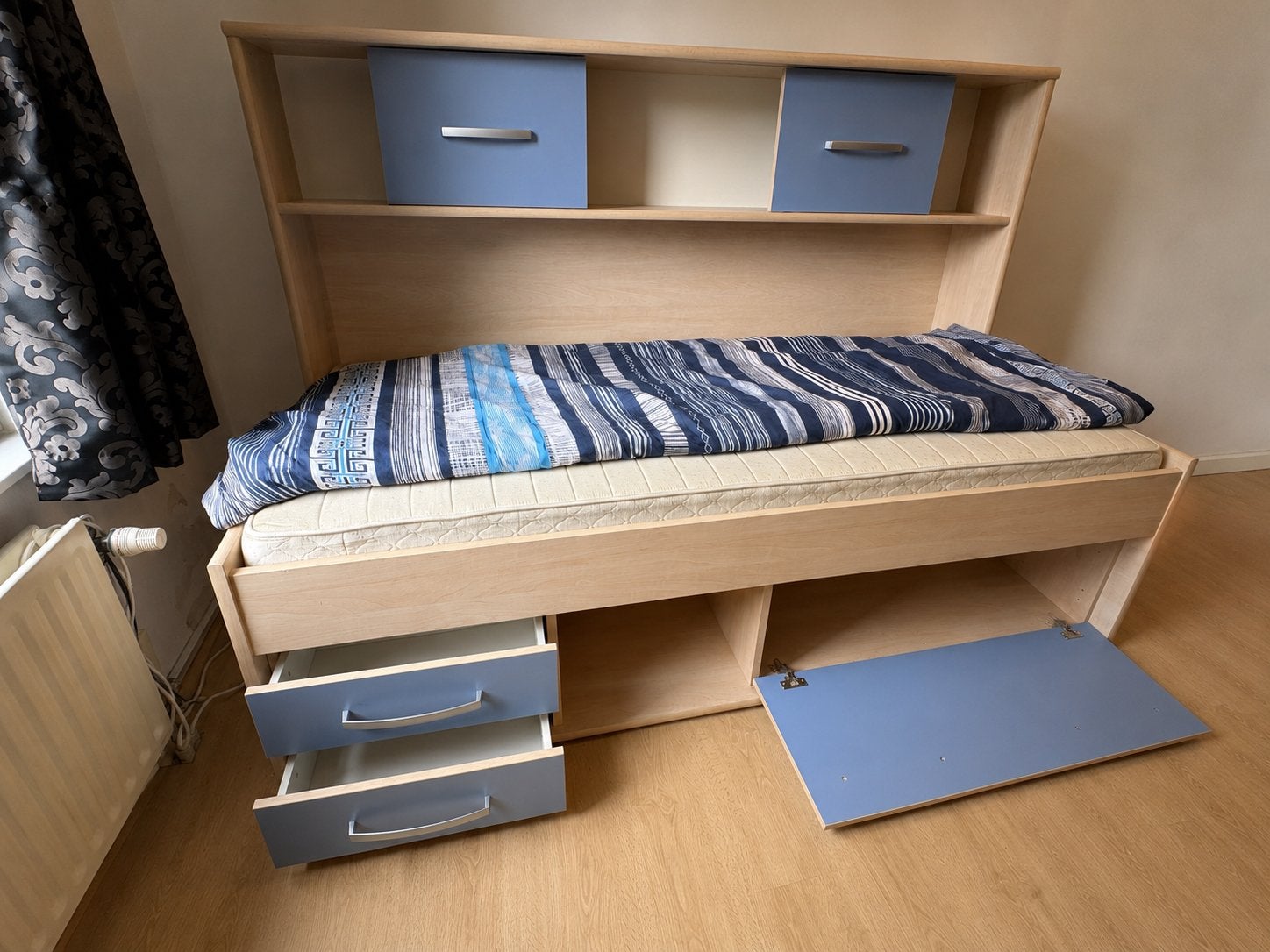 Gratis bed, Ophalen, Zo goed als nieuw