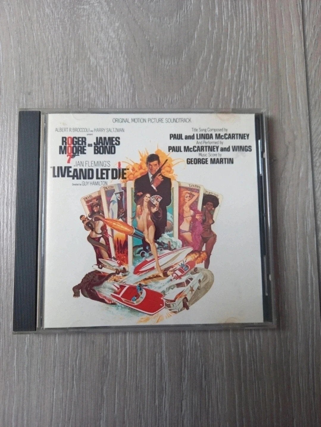 CD Live and let die Soundtrack James Bond 007, CD & DVD, CD | Musiques de film & Bandes son, Enlèvement, Utilisé, Bande originale