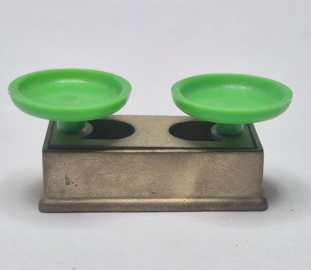 Metal Waage groen Divers Uraltes spliezeug 1974 - 78, Verzamelen, Ophalen of Verzenden, Gebruikt, Overige typen