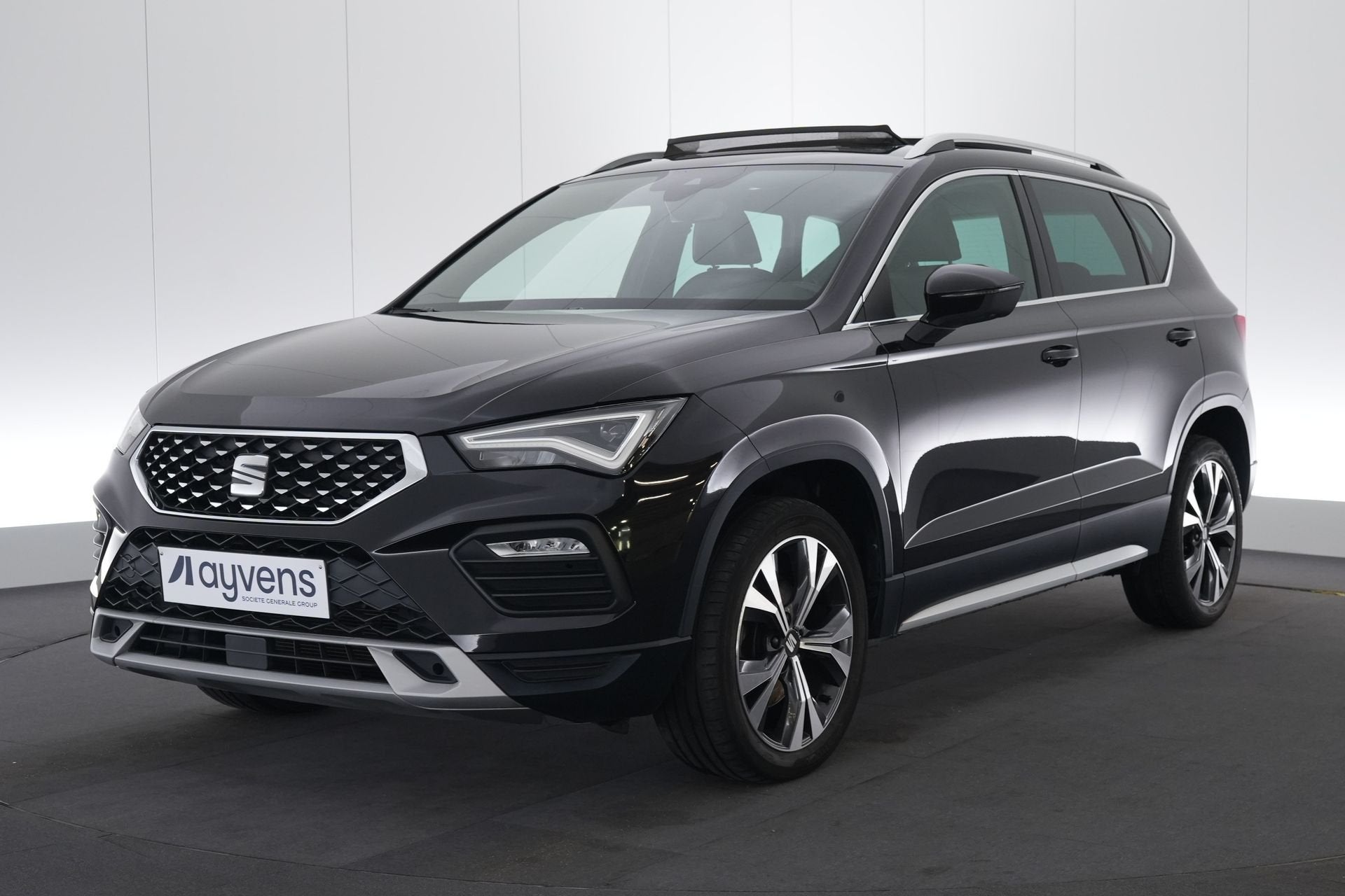 (2AST220) SEAT ATECA, Auto's, Seat, Ateca, Zwart, Bedrijf, 5 deurs