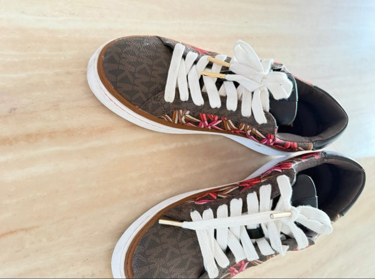 basket michael kors ,marron , taille 36 ,porte 3 fois ,, Enlèvement ou Envoi, Comme neuf