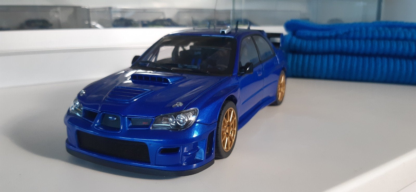subaru wrc s12 plain body autoart 1:18, Hobby en Vrije tijd, Modelauto's | 1:18, Ophalen of Verzenden, Autoart