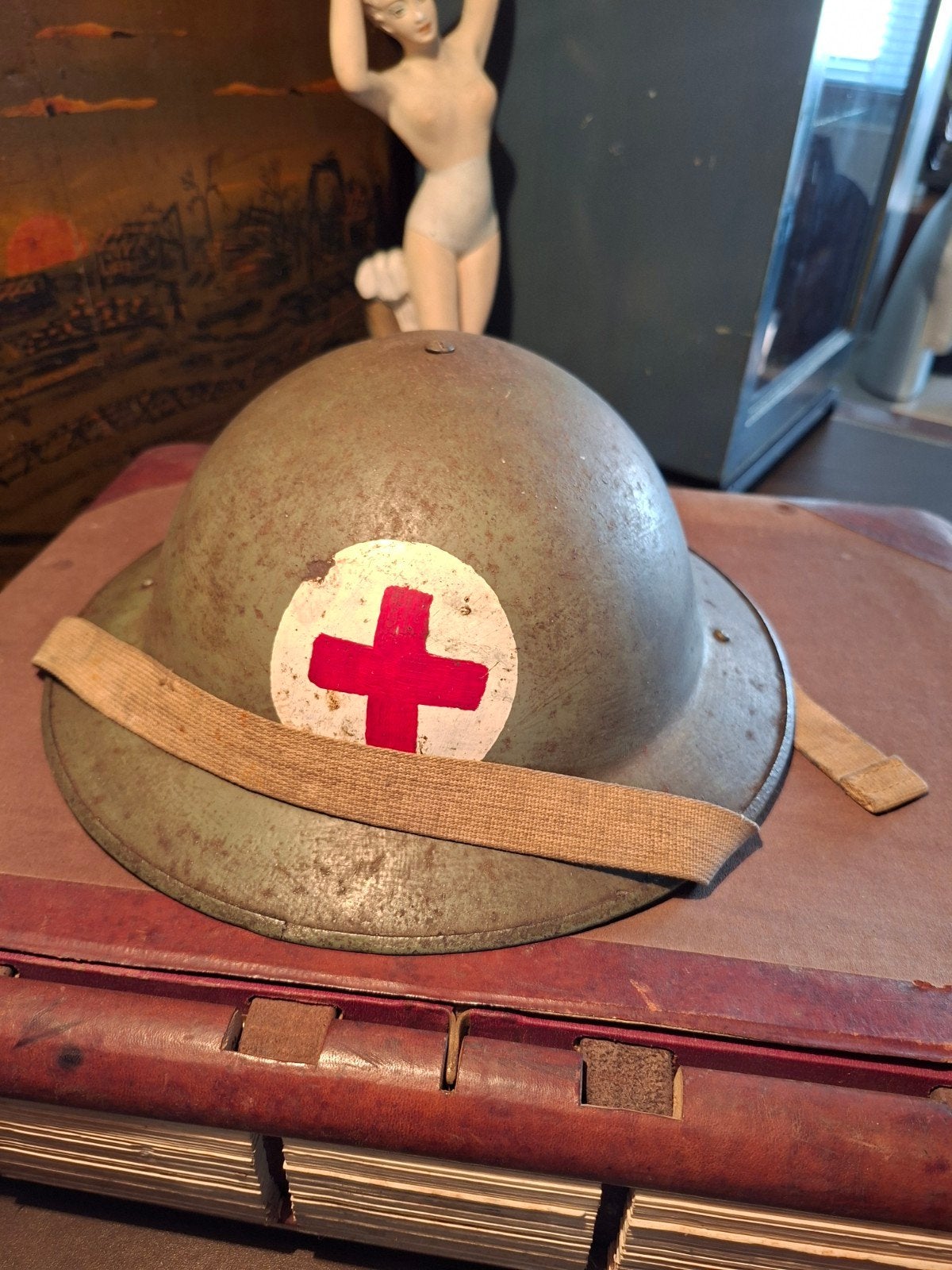 Casque belge, service médical d'après-guerre, Enlèvement ou Envoi