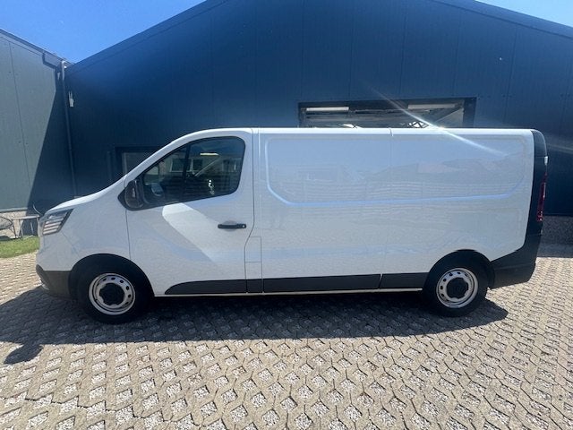 Renault Trafic L2H1 - AUTOMAAT - 18925€+btw, Auto's, Renault, Stof, Gebruikt, 4 cilinders, https://public.car-pass.be/vhr/a372f7f6-37d2-4d68-93cf-ed0d617cfec4