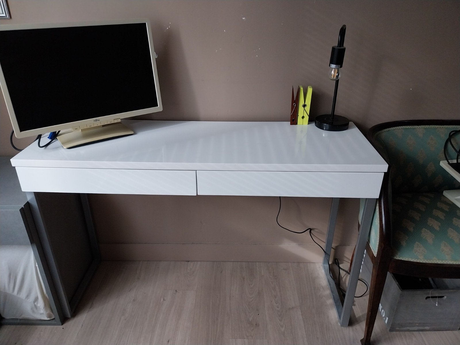 wit bureautje, Ophalen, 40 cm, IKEA, Computerbureau