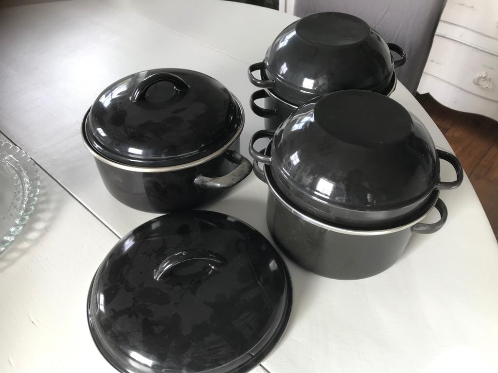 4 zwarte kommen - potten, Ophalen of Verzenden
