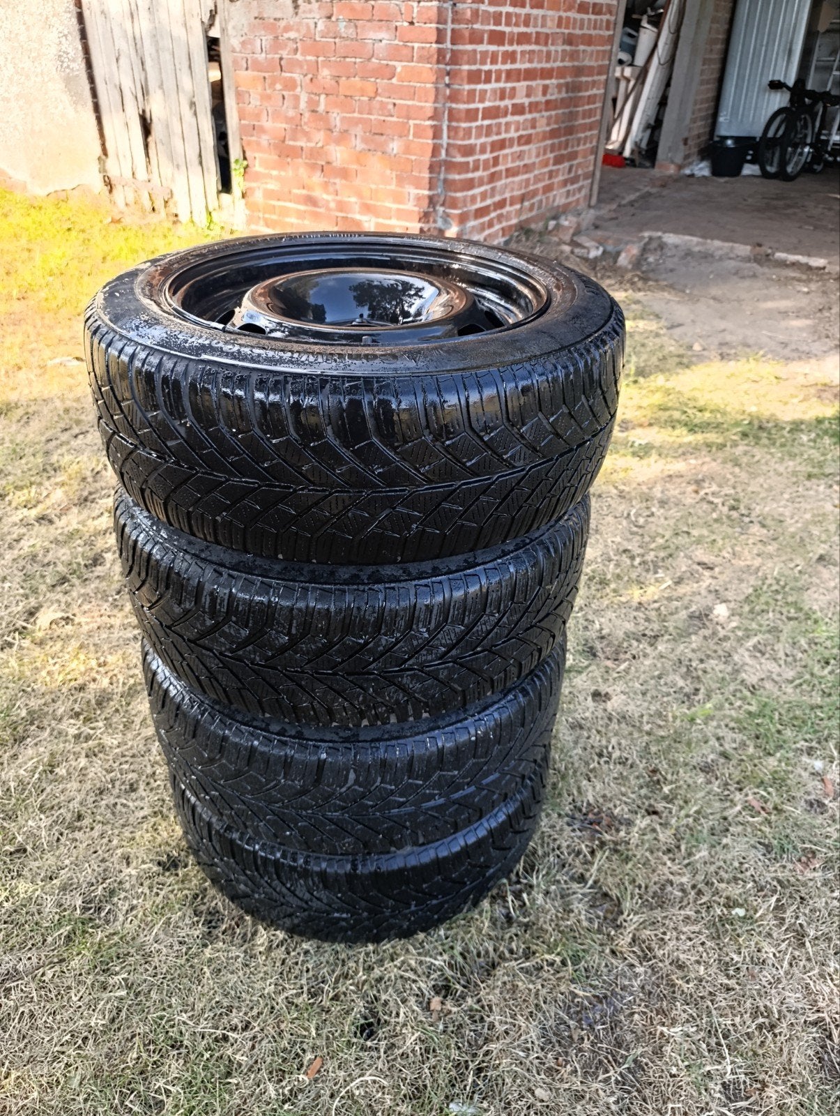 4 winterbanden te koop, Ophalen