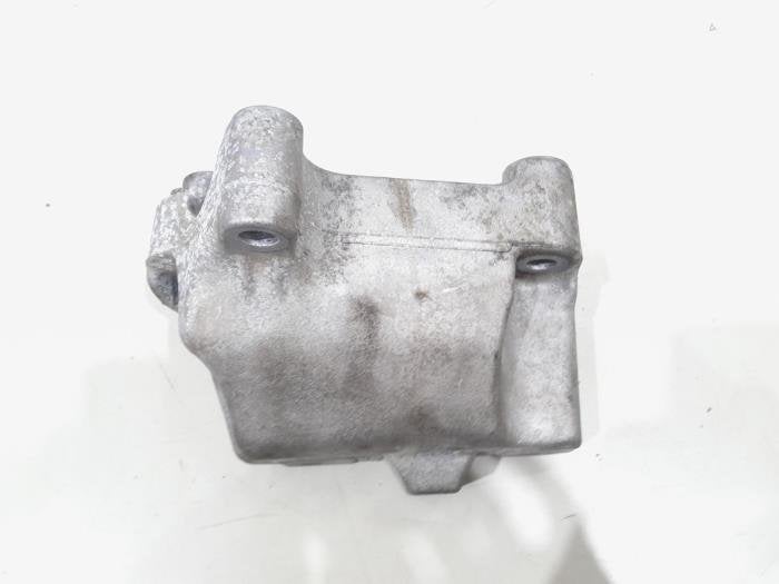 Support boîte de vitesse d'un Volkswagen Golf, Autos : Pièces & Accessoires, Volkswagen, -, 3 mois de garantie, Utilisé