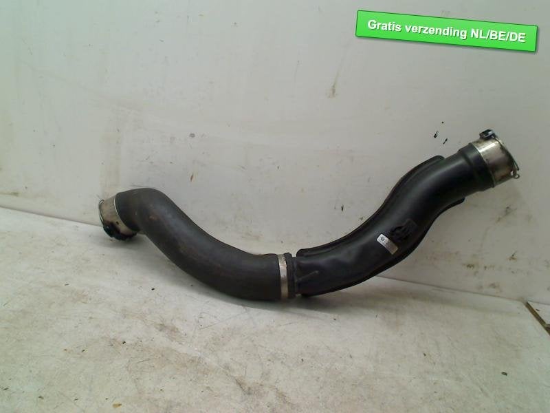 INTERCOOLER PIPE met slang BMW 3 serie (E90) (11617809834), Utilisé, BMW, Petuelring 130
80809  München, DE, Bayerische Motoren Werke AG