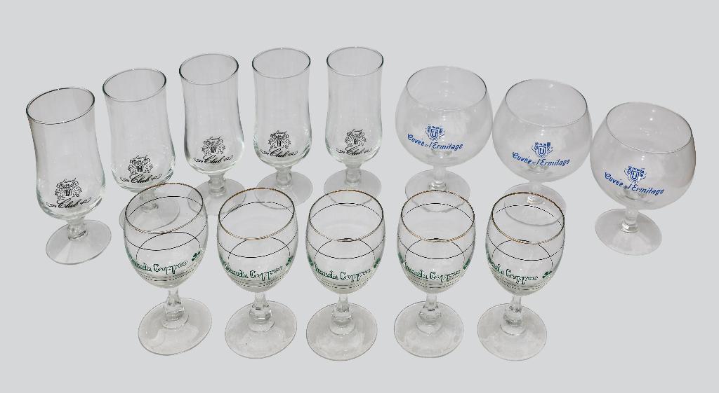 Verzameling drinkglazen met merknamen, Verzamelen, Ophalen, Zo goed als nieuw, Overige typen