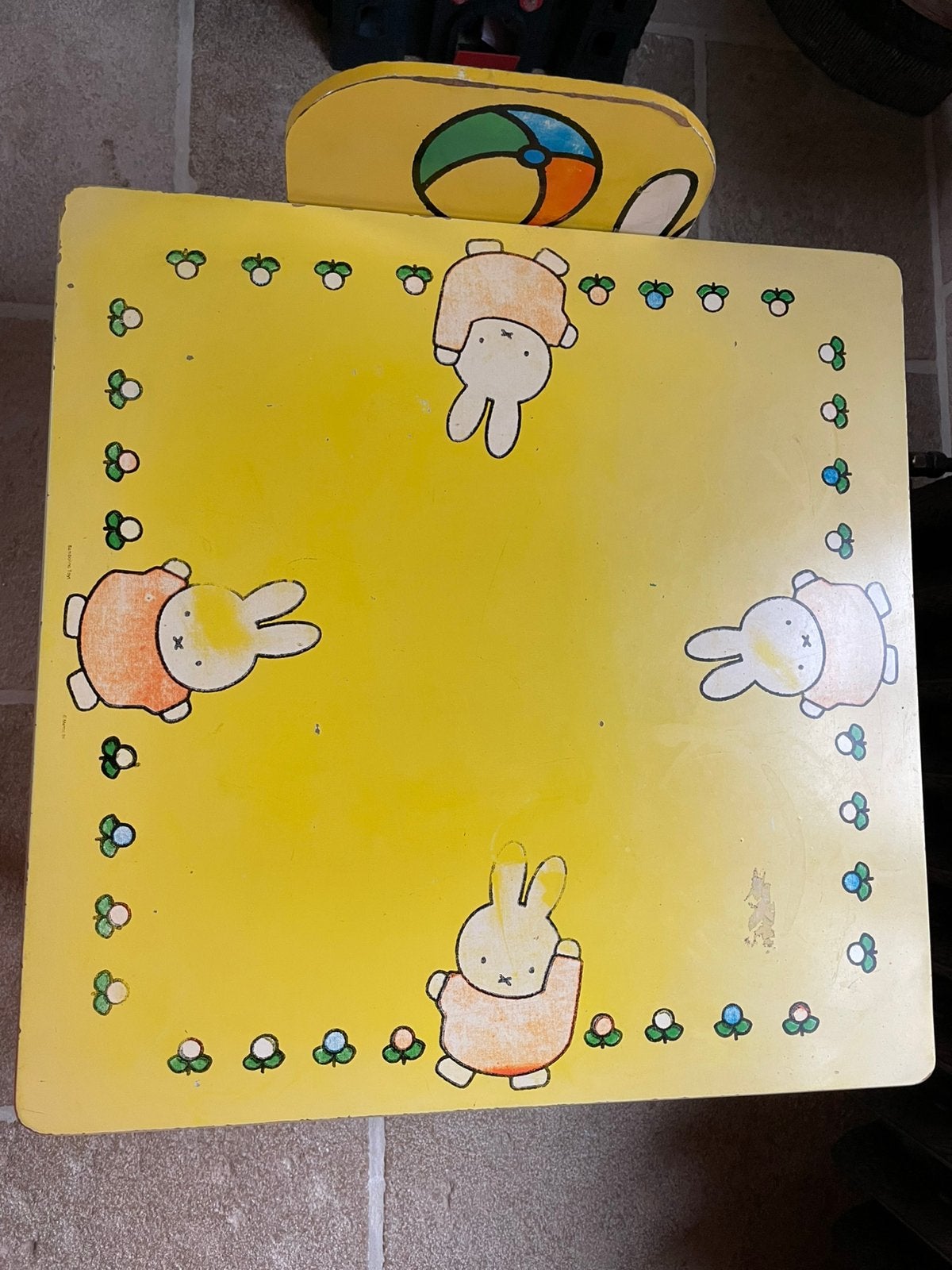 Tafel en stoel nijntje, Kinderen en Baby's, Ophalen, Gebruikt, Tafel(s) en Stoel(en)