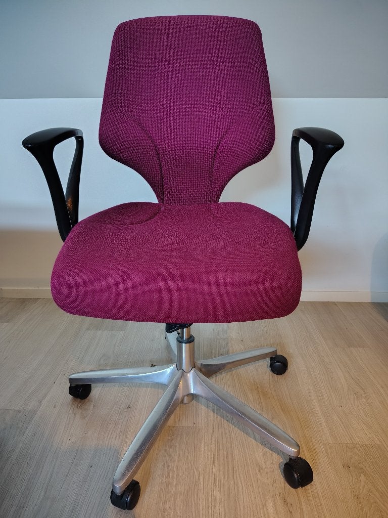 Giroflex 64 bureaustoel bordeaux, Autres couleurs, Comme neuf, Enlèvement, Chaise de bureau