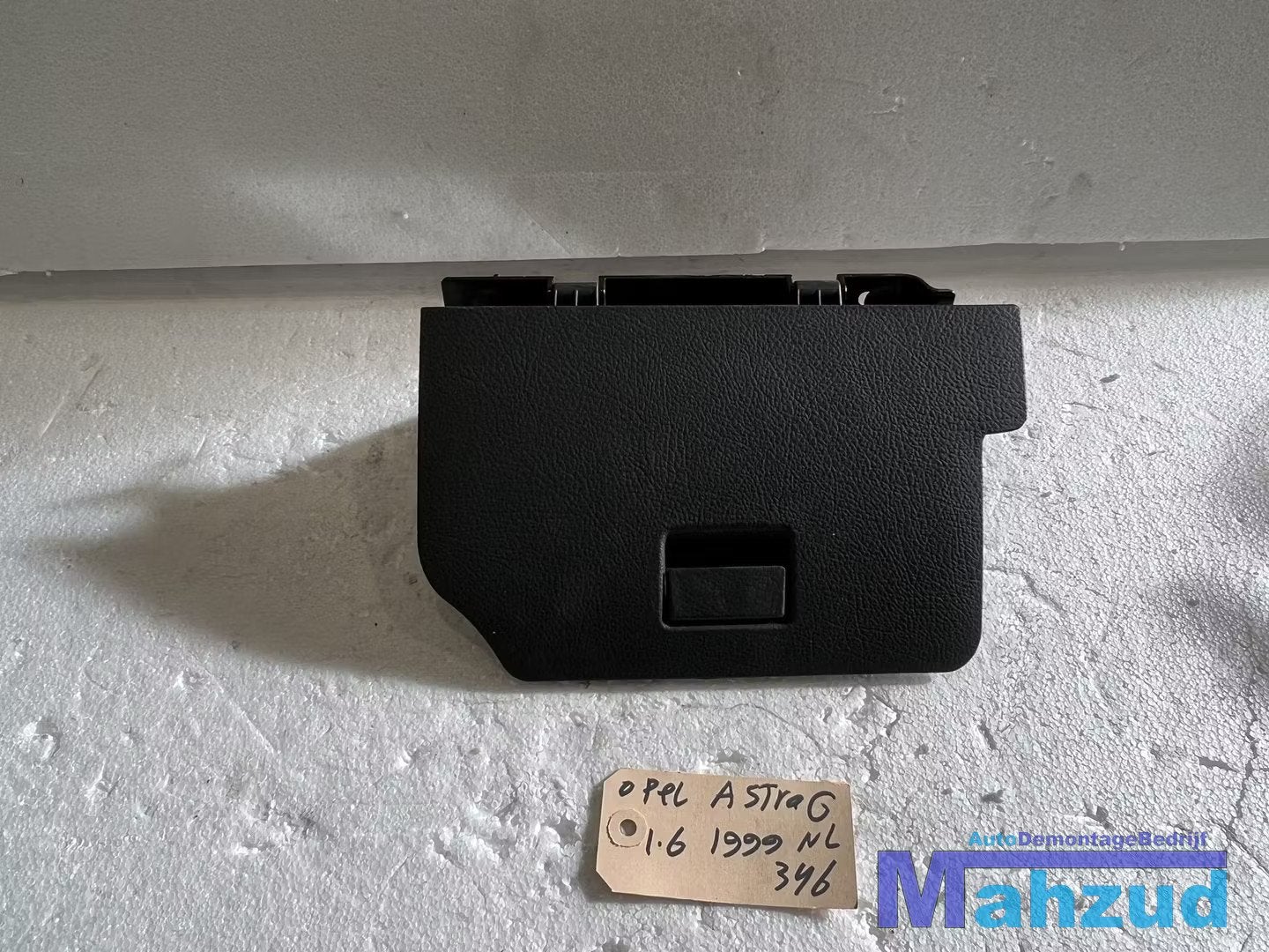 OPEL ASTRA G opbergkast handschoenenkast kleine 1998-2004, Opel Automobile GmbH, Opel, Bahnhofsplatz 1
65423  Russelsheim am Main, DE