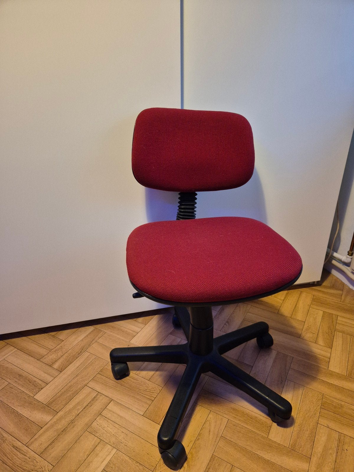 Bureaustoel op wieltjes, Ophalen, Bureaustoel