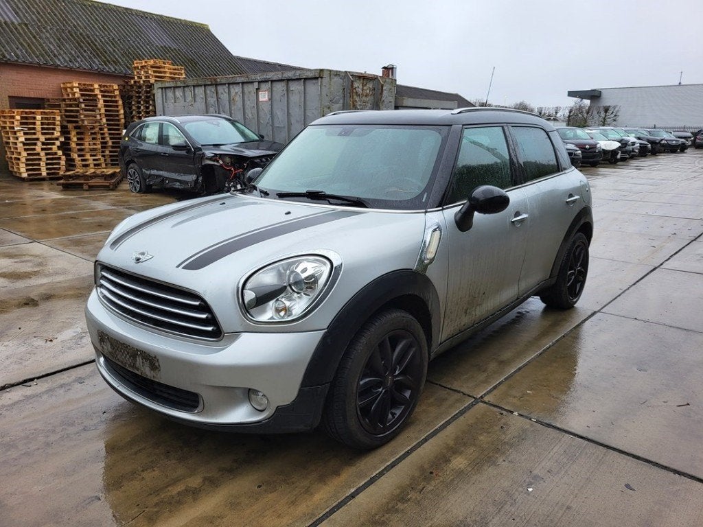 AILE AVANT GAUCHE Mini Countryman (R60) (|41009805643|), Dhr. J. Ham, Avant, Nijkerkerstraat 27a 27a
3821 CD  AMERSFOORT, NL, Garde-boue