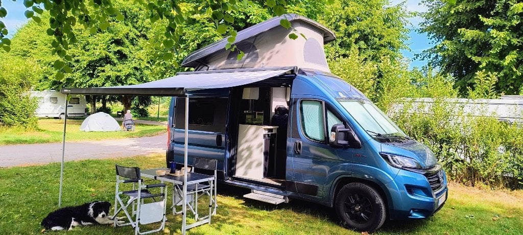 Camping-car Hymer Free 540 Blue Evolution, Jusqu'à 4, Siège standard, Fiat, Boîte manuelle