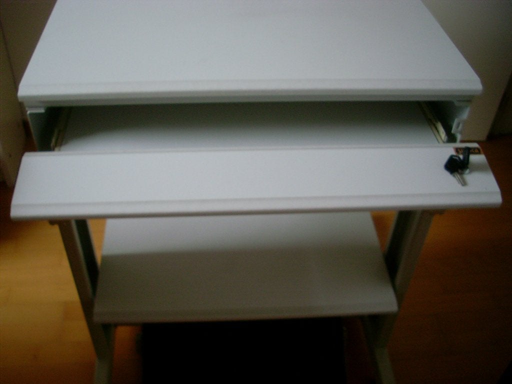 Computer tafel, Ophalen, Zo goed als nieuw