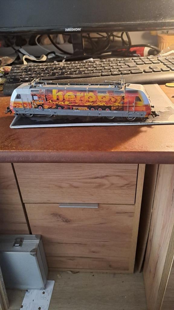 Marklin lok herpa, Envoi