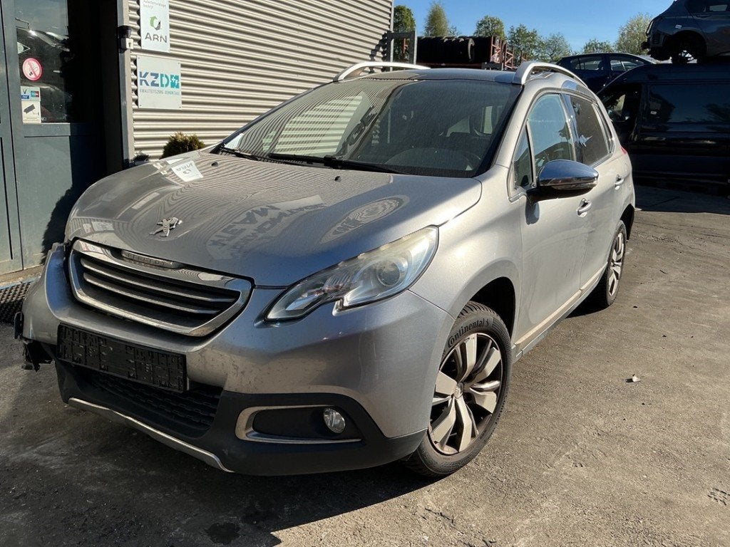 FUSEE LINKS VOOR Peugeot 2008 (CU) (|1607557480|), Kontakt-peugeot@peugeot.com, Gebruikt, Peugeot Deutschland GmbH, Bahnhofsplatz
65423  Rüsselsheim, DE