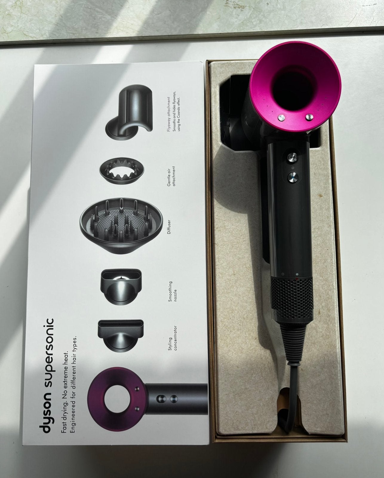 NOUVEAU sèche-cheveux Dyson HD08 Rose, Enlèvement ou Envoi, Neuf, Soin des cheveux
