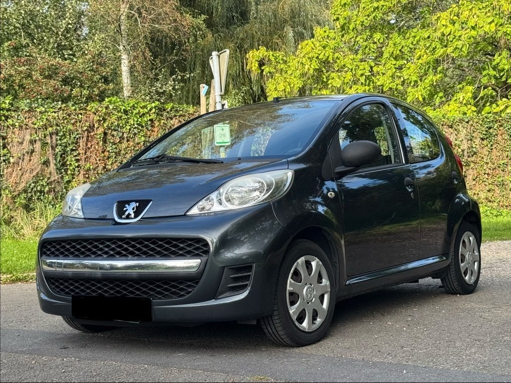 12 mois garantie 5 Portes Essence 90.867KM, Auto's, Voorwielaandrijving, Stof, 50 kW, Zwart