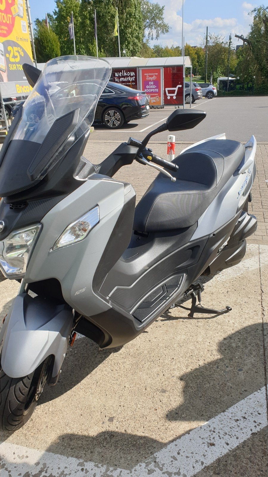 sym joymax Z 125i injection tres bonne etat comme neuf 5000k, Enlèvement ou Envoi