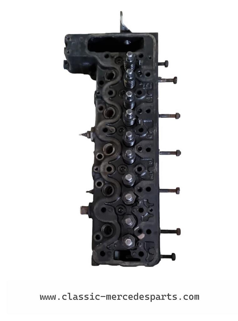 Cilinderkop Mercedes om617 300TD 6170160401 S123 / w123 Comb, Auto-onderdelen, Motor en Toebehoren, Gebruikt, -, Ophalen of Verzenden