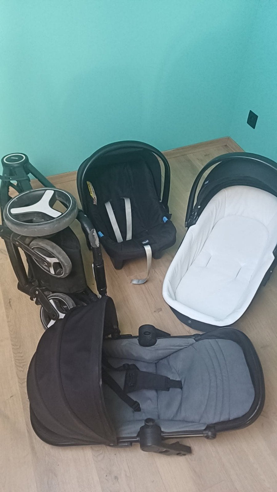 poussette trio Chicco, Enfants & Bébés, Autres marques, Avec nacelle, Enlèvement, Utilisé