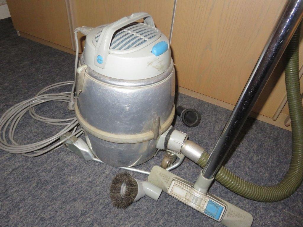 Nilfisk GST stofzuiger, Gebruikt, Stofzuiger, Minder dan 1200 watt, Ophalen
