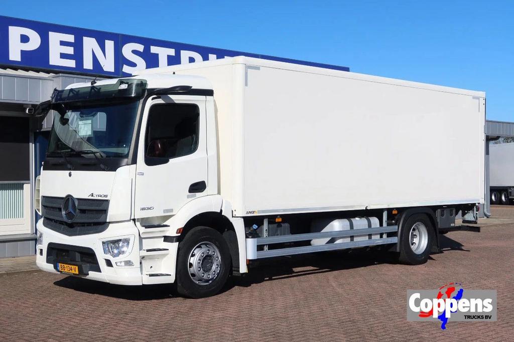 Mercedes-Benz Actros 1830 Bak + Dhollandia klep 2000 KG + ro, Auto's, Vrachtwagens, Automaat, Wit, Mercedes-Benz, Bedrijf
