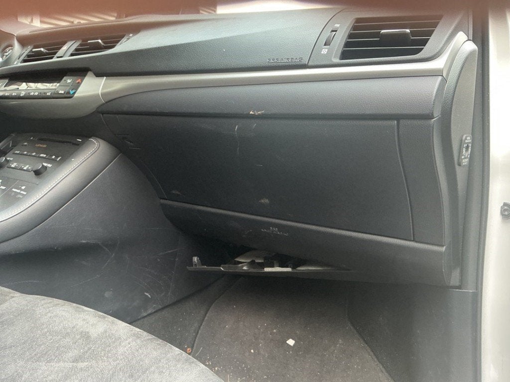 DASHBOARDKASTJE Lexus CT 200h (01-2010/09-2020), Lexus-infoservice@lexus.de, Gebruikt, Lexus, Toyota-Allee 2
50858  Köln, DE