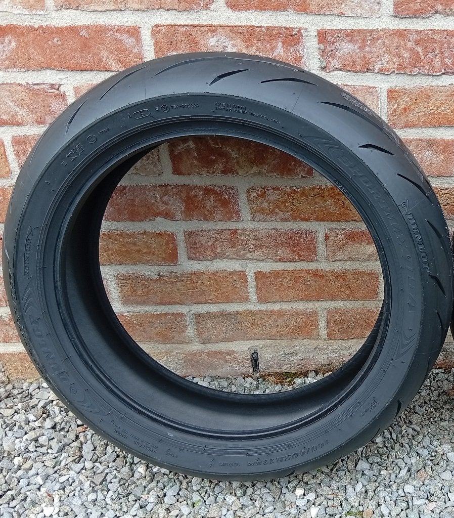 NIEUWE DUNLOP SPORTMAX Q5A ACHTERBAND - MAAT 160-60-17, Motos, Enlèvement, Neuf
