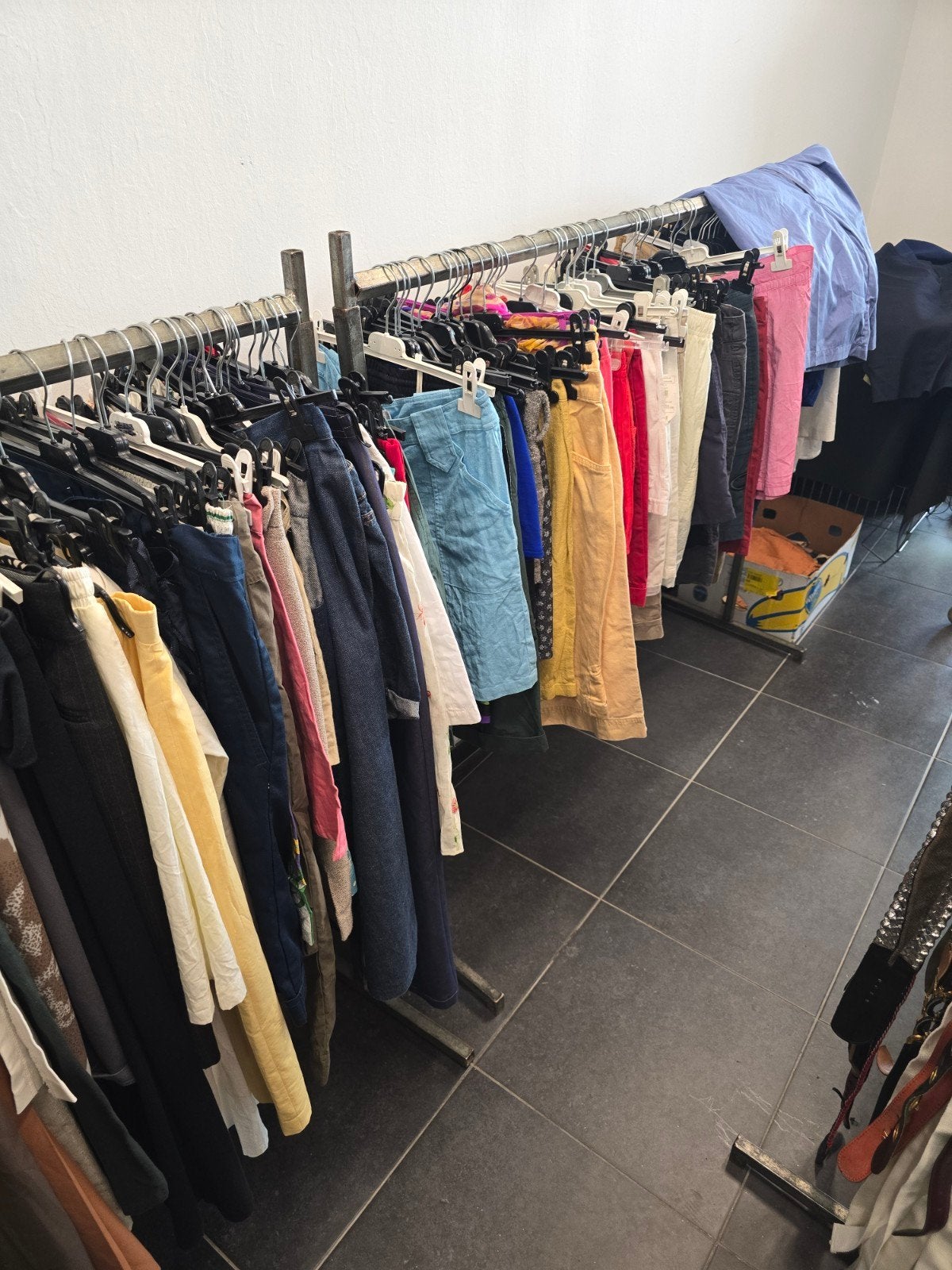 jupes, pantalons, shorts et baskets en jean vintage Dead Sto, Enlèvement, Neuf