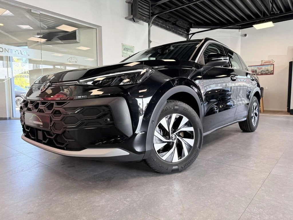 Volkswagen T-Roc T-Roc 1.5 TFSI dsg * NEW MODEL *NEW CAR !, Automaat, Stof, 4 cilinders, Zwart