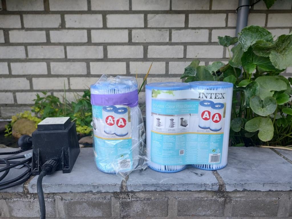 Intex patroon filter+pomp, Tuin en Terras, Ophalen